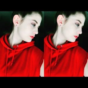 Meet your Posher, Olivia